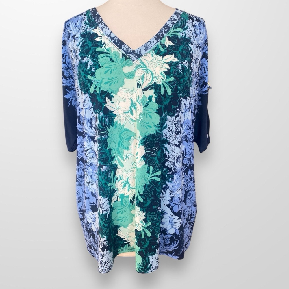 JM Collection Size Medium Top Shirt Tunic Stretch Flowy Slinky NEW‎ Travel